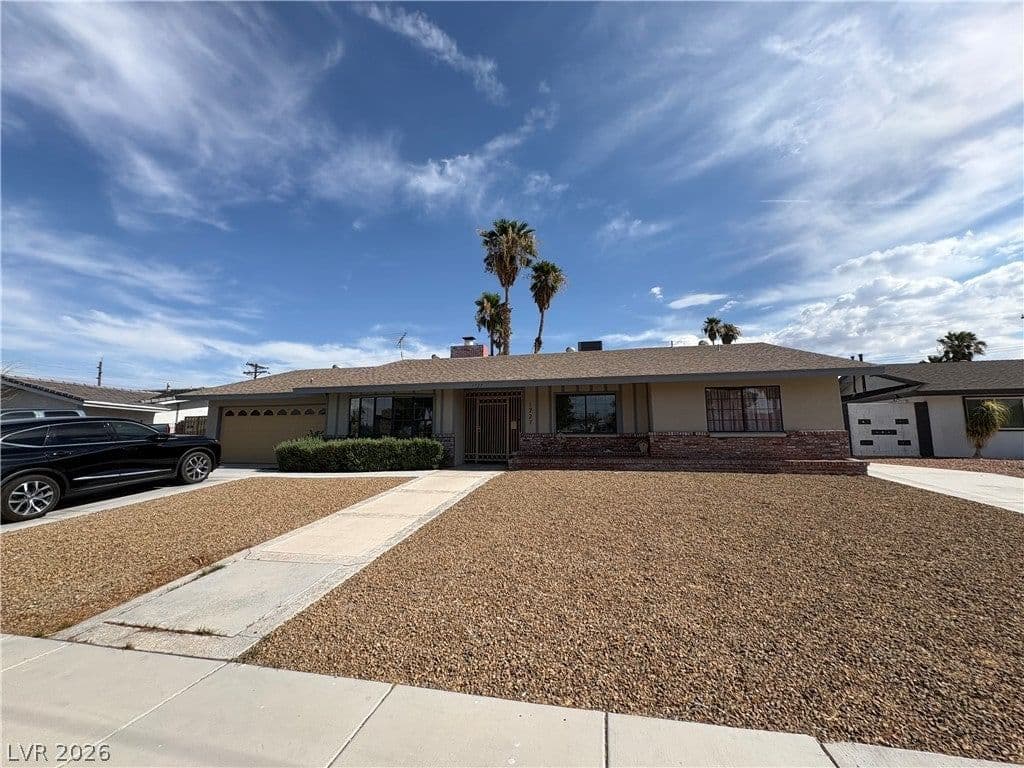 1727 Cherokee Lane