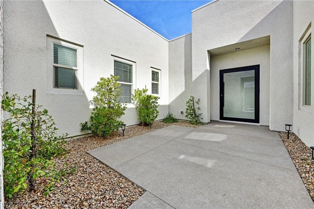 472 Sand Dune Arch Street photo 3