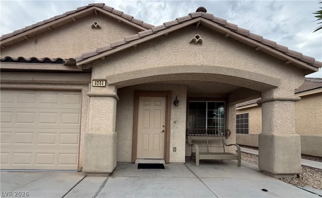 4044 Misty Lilac Court photo 3