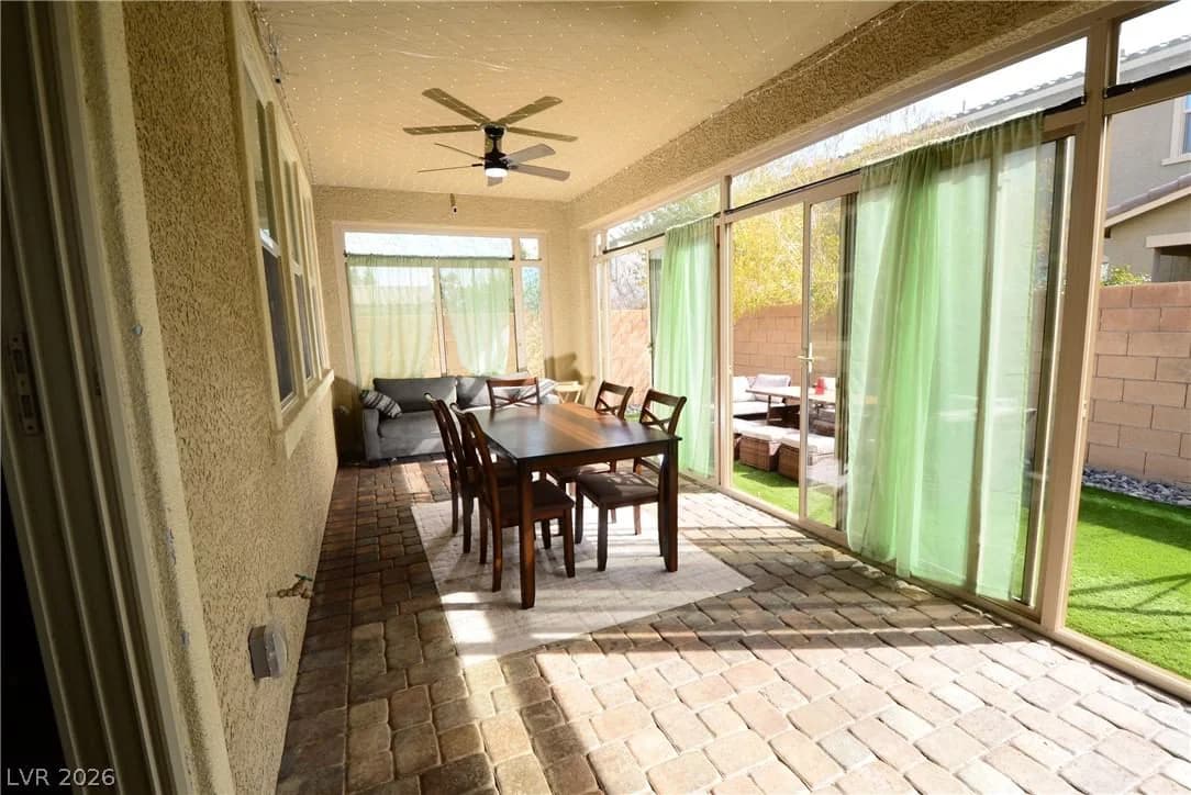 10281 Pond Pine Avenue photo 4