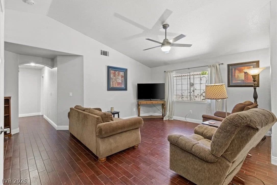 1228 Autumn Ridge Circle photo 5