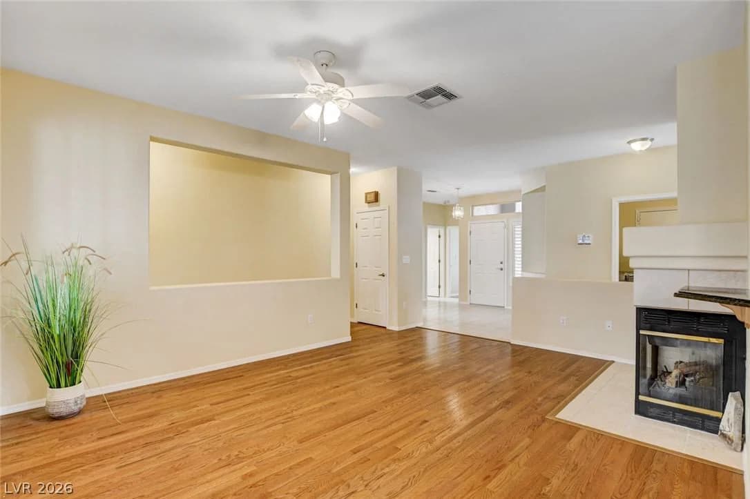 2025 Poppywood Avenue photo 5