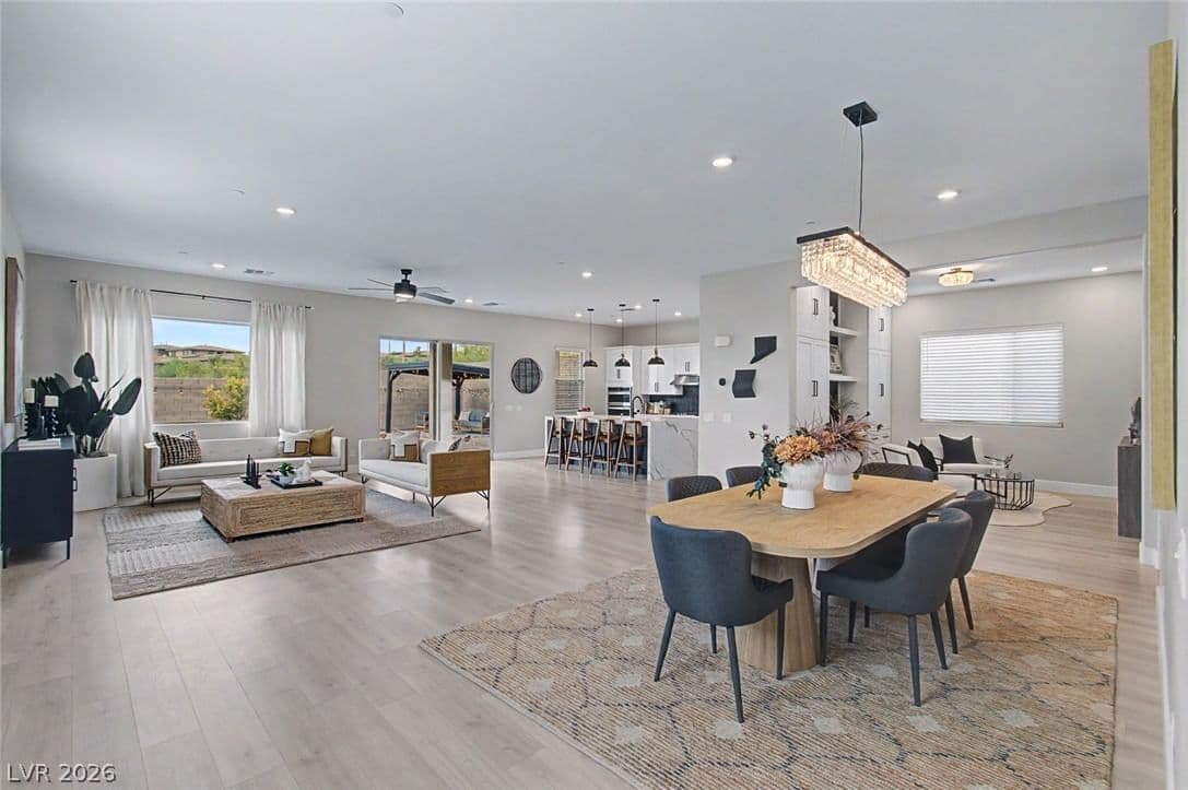 12571 Huckleberry Oak Avenue photo 4