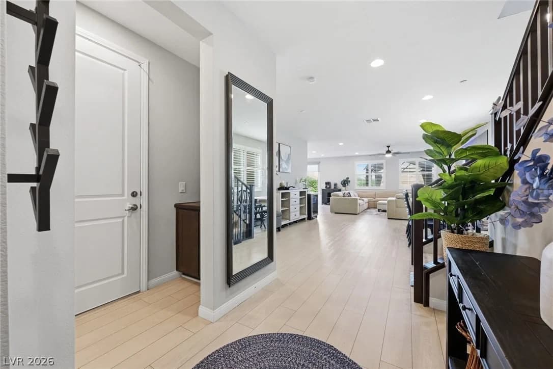 8596 Scalpay Street photo 3