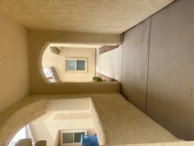 8116 Celina Hills Street photo 4