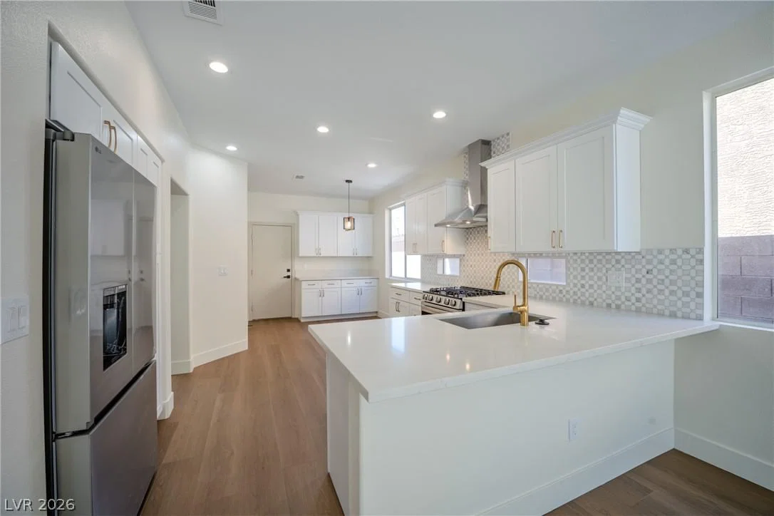 1832 Spring Summit Lane photo 4