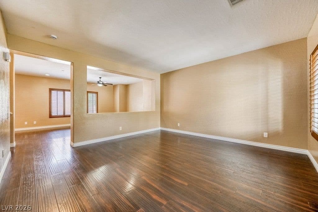 177 Cobalt Sky Avenue photo 3