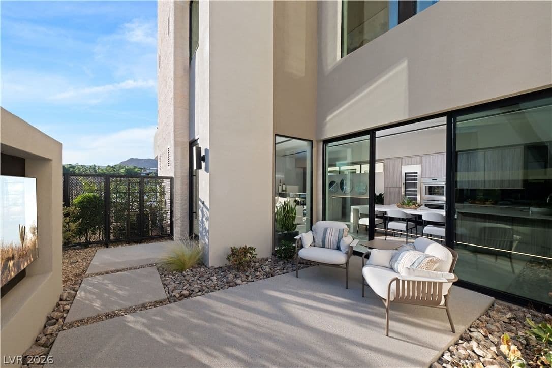 28 Heron Harbour Drive photo 3