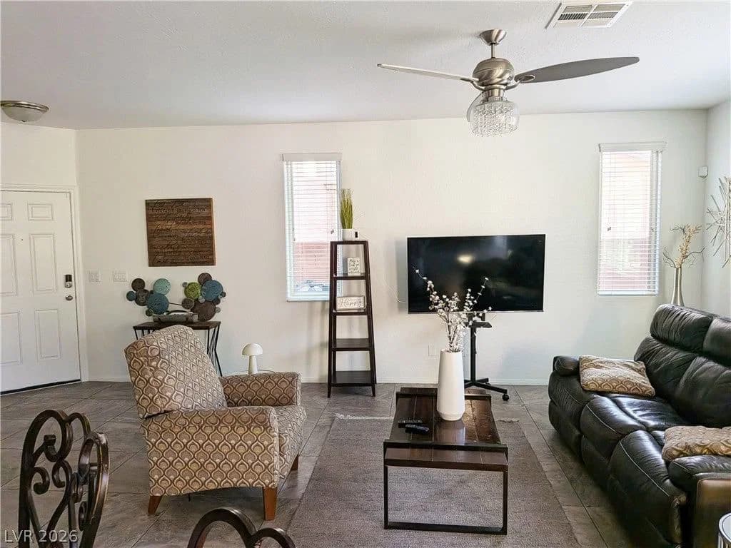 6368 Joshuaville Drive photo 5