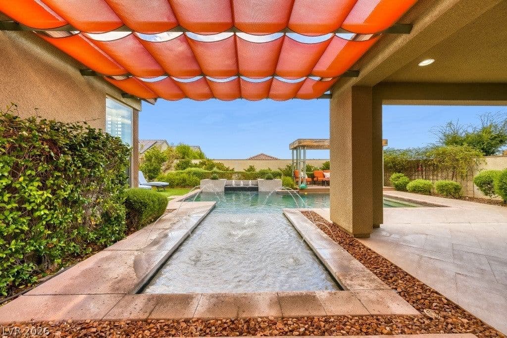 8450 Great Outdoors Street photo 3