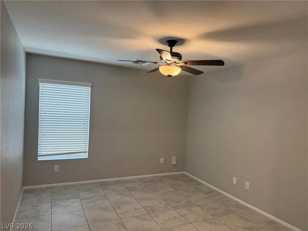 5788 Mia Skye Street photo 4
