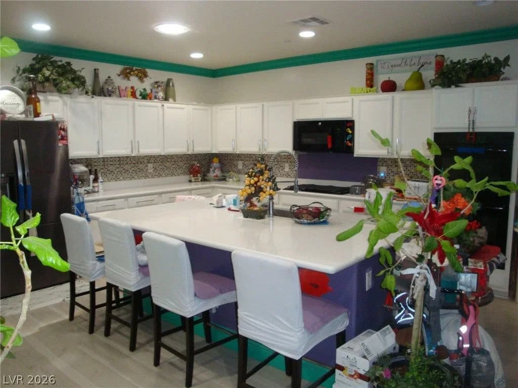 383 Inflection Street photo 4