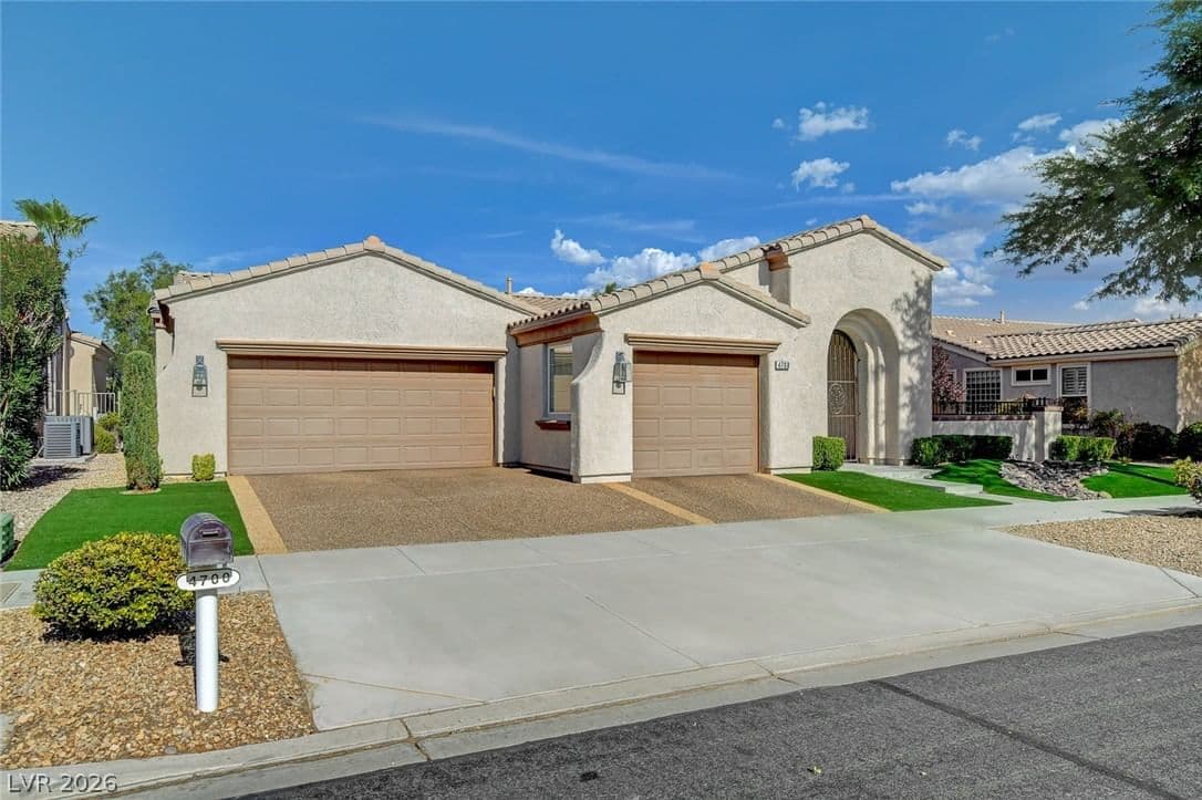 4700 Fiore Bella Boulevard photo 3