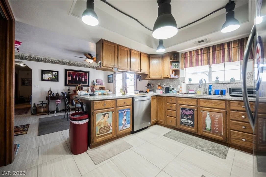 5485 Meranto Avenue photo 4