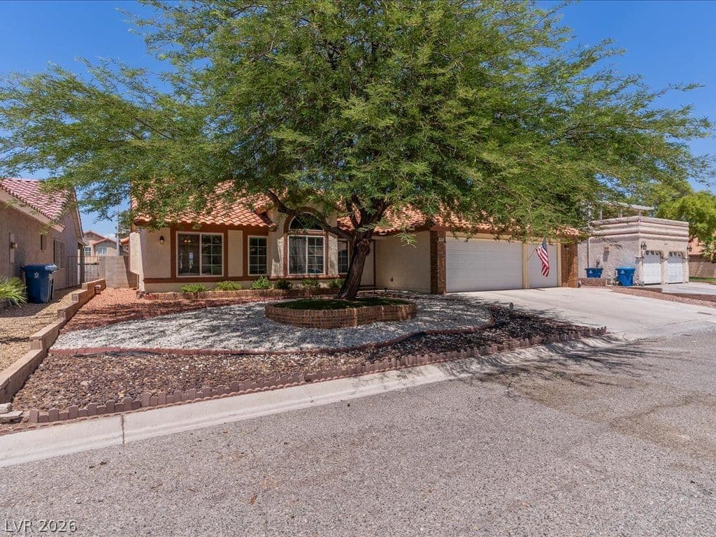 6420 Goody Court photo 2