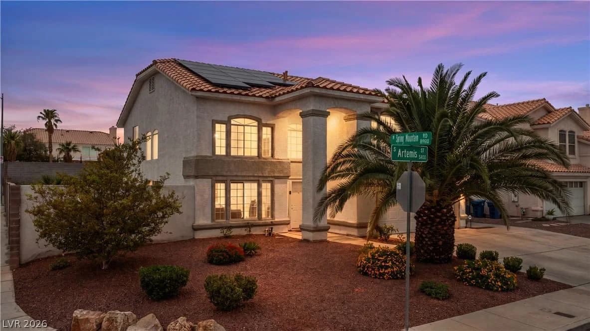 3485 Artemis Street photo 2