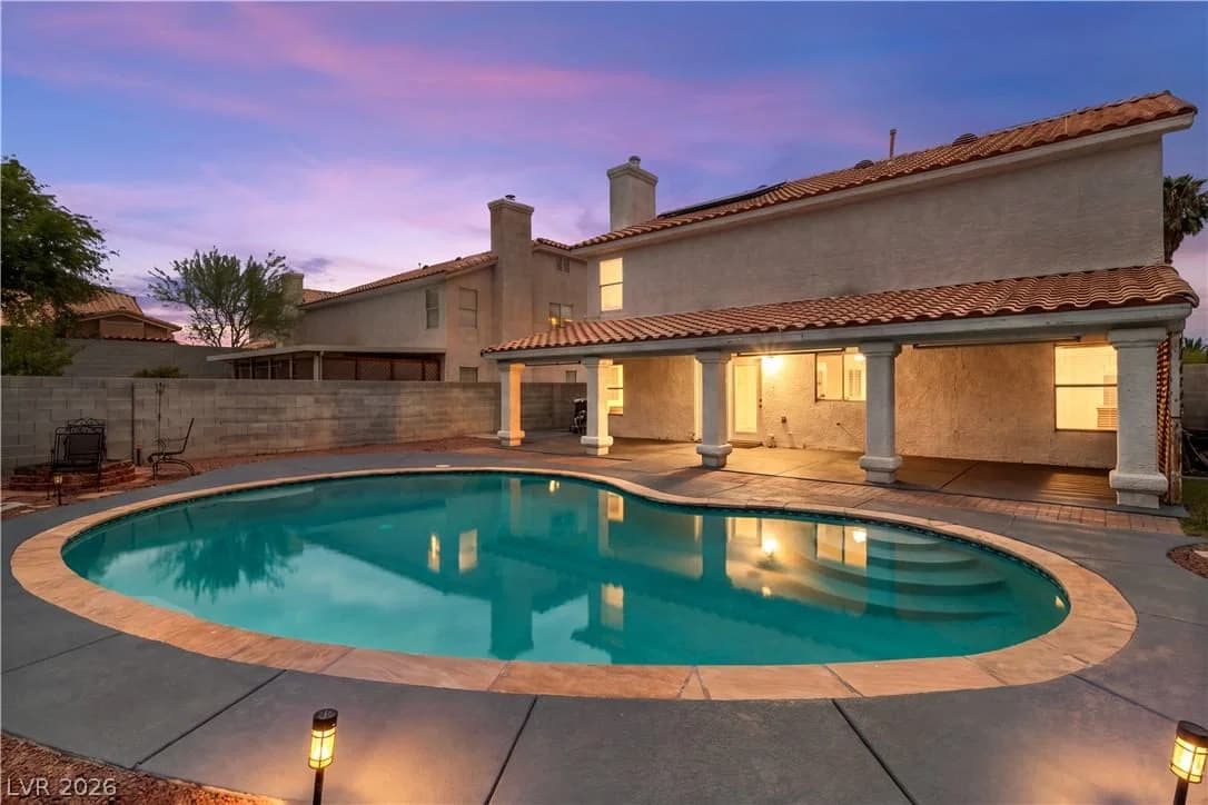 3485 Artemis Street photo 3