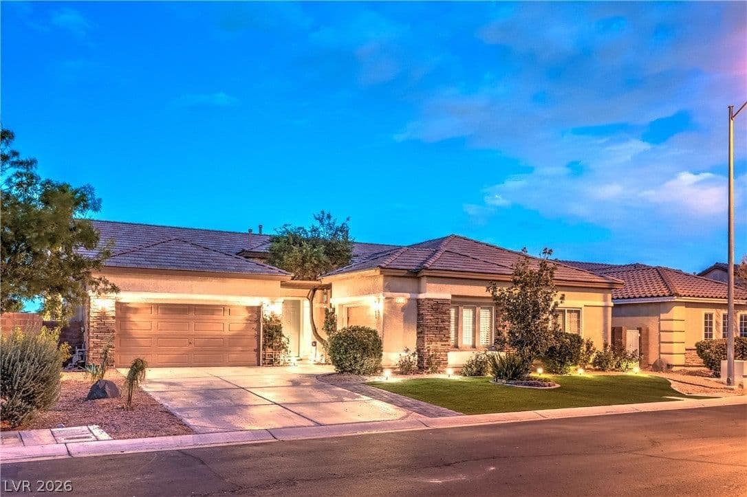 7228 Dusty Cloud Street photo 2