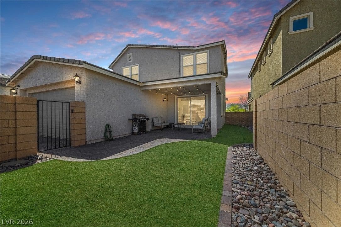 976 Sunset Road photo 2