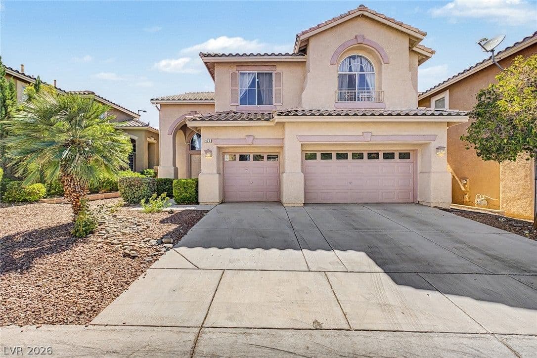 425 Emerald Heights Street