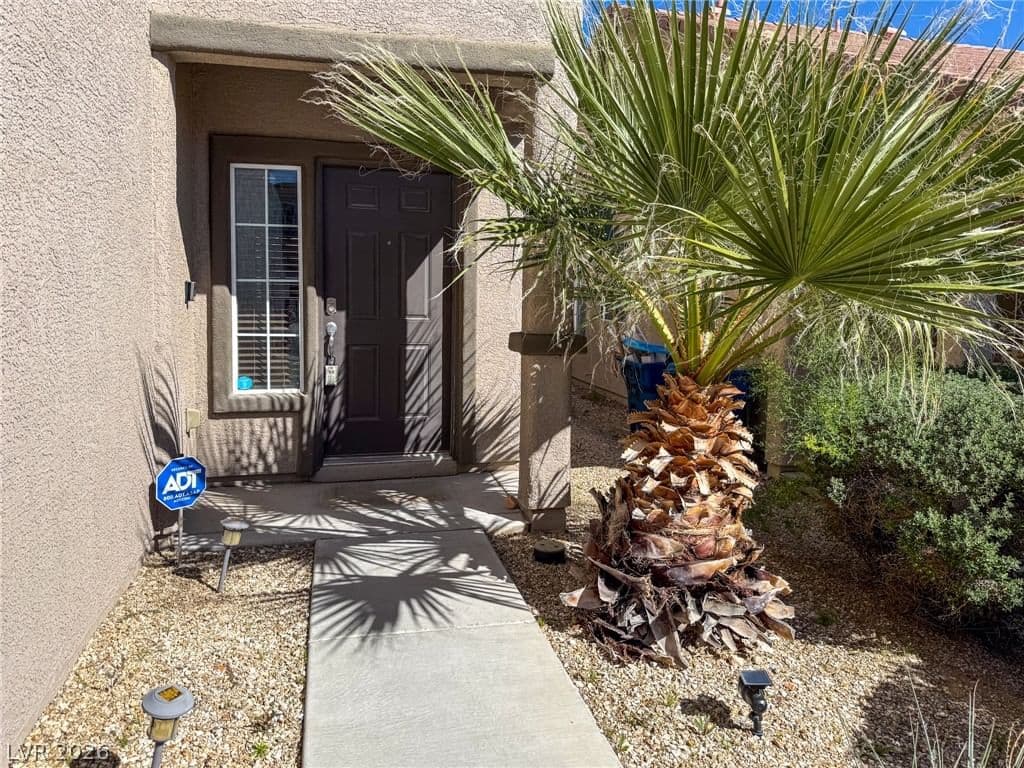 9156 Weeping Hollow Avenue photo 4