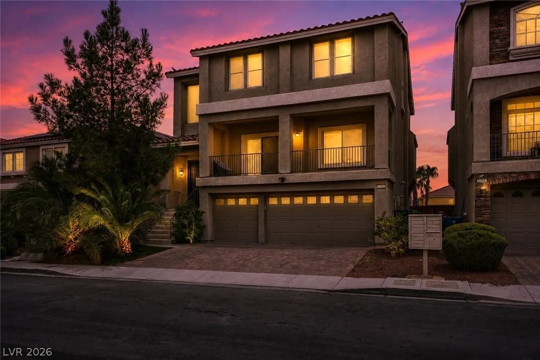 8200 Duncan Peak Court photo 3