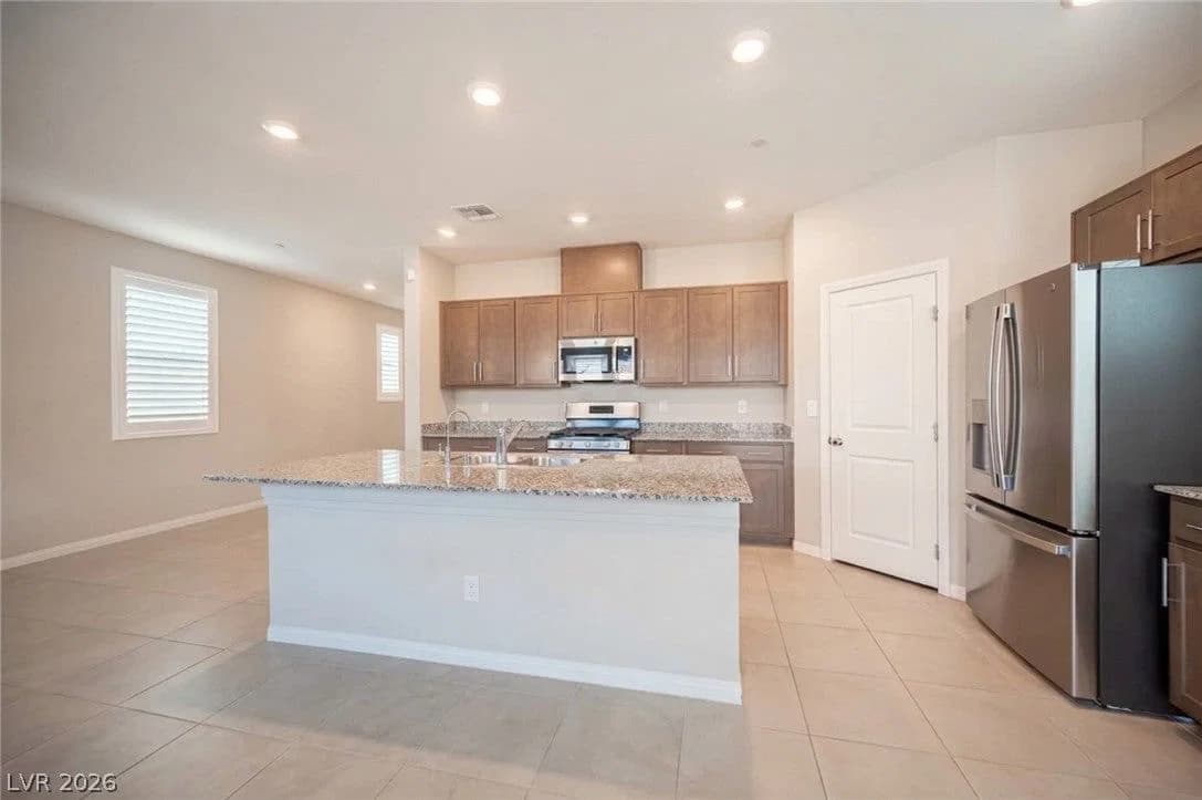 10848 Power Hike Avenue photo 3
