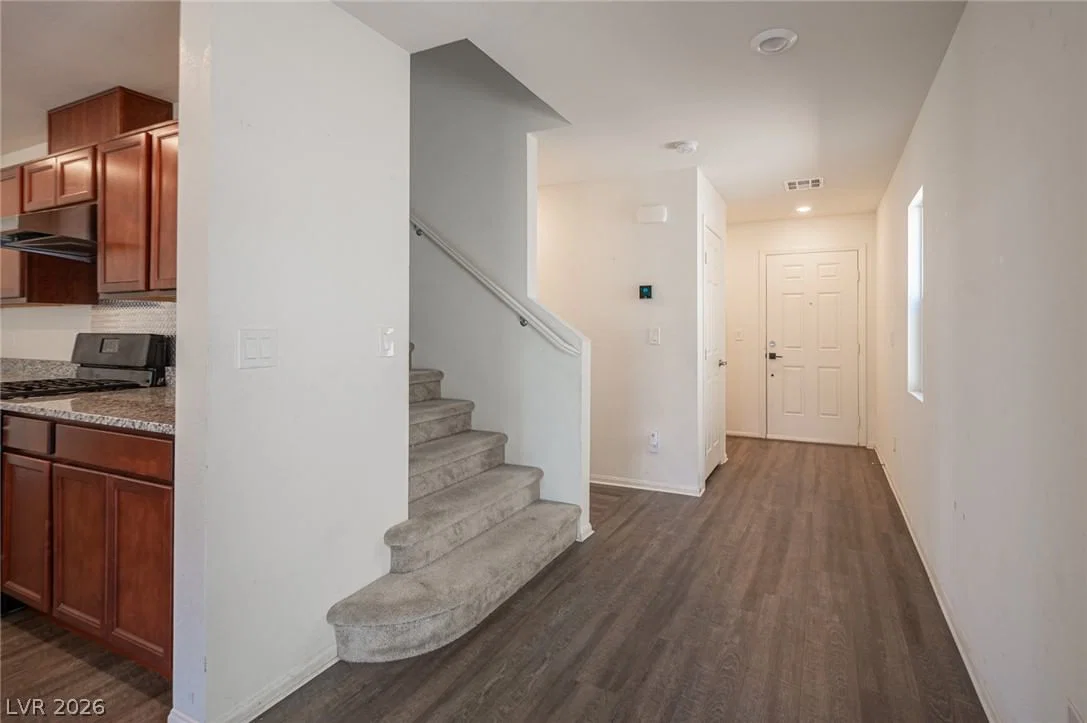 5548 Anshan Street photo 2