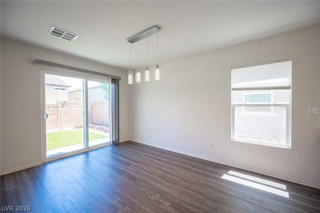 5548 Anshan Street photo 5