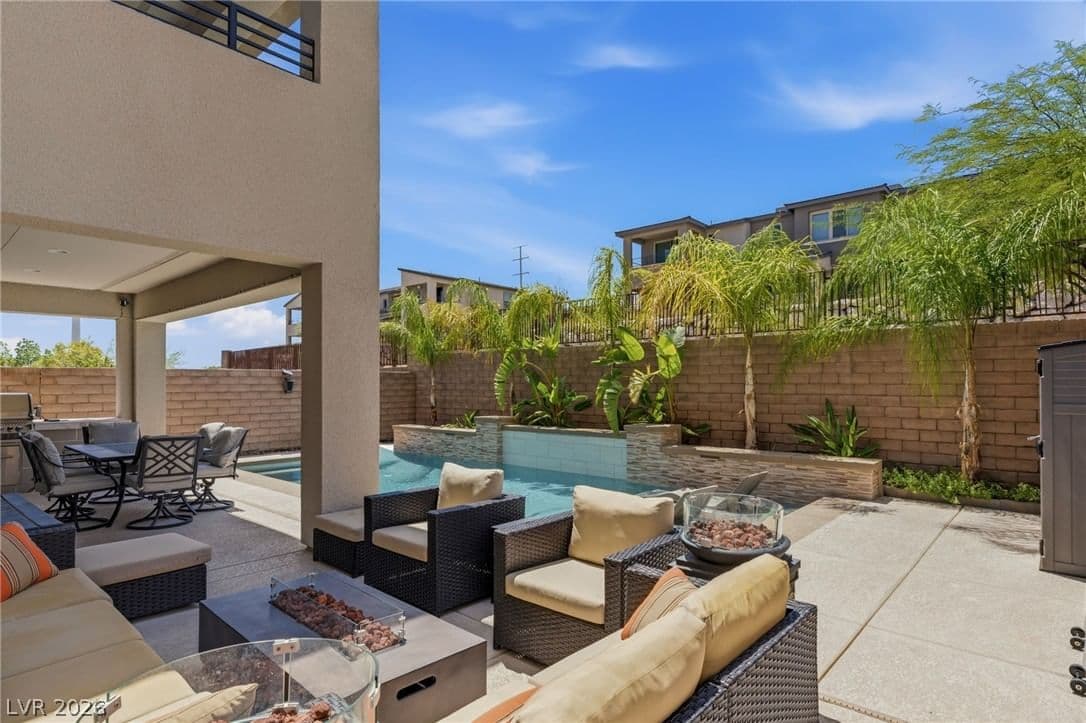 10937 White Alder Place photo 4