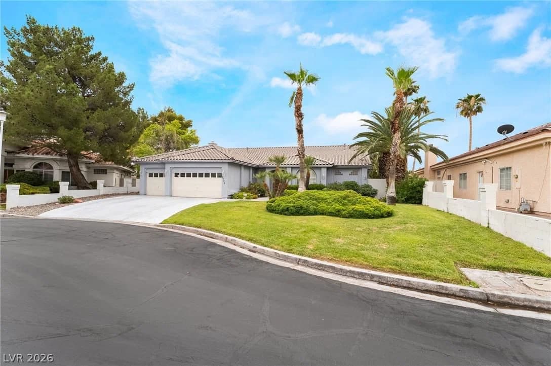 3775 Rick Stratton Drive photo 3