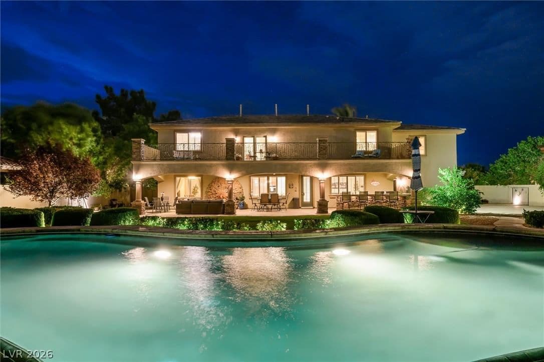 7105 Via Locanda Avenue photo 2
