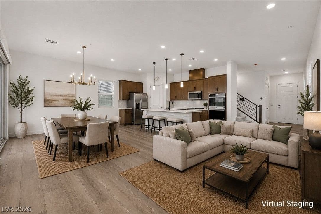 1570 Rock Kestrel Street photo 2