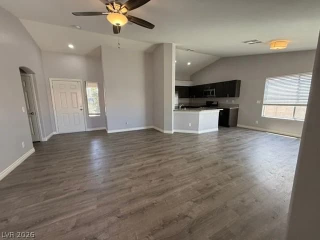 5029 Vista Del Rancho Way photo 3