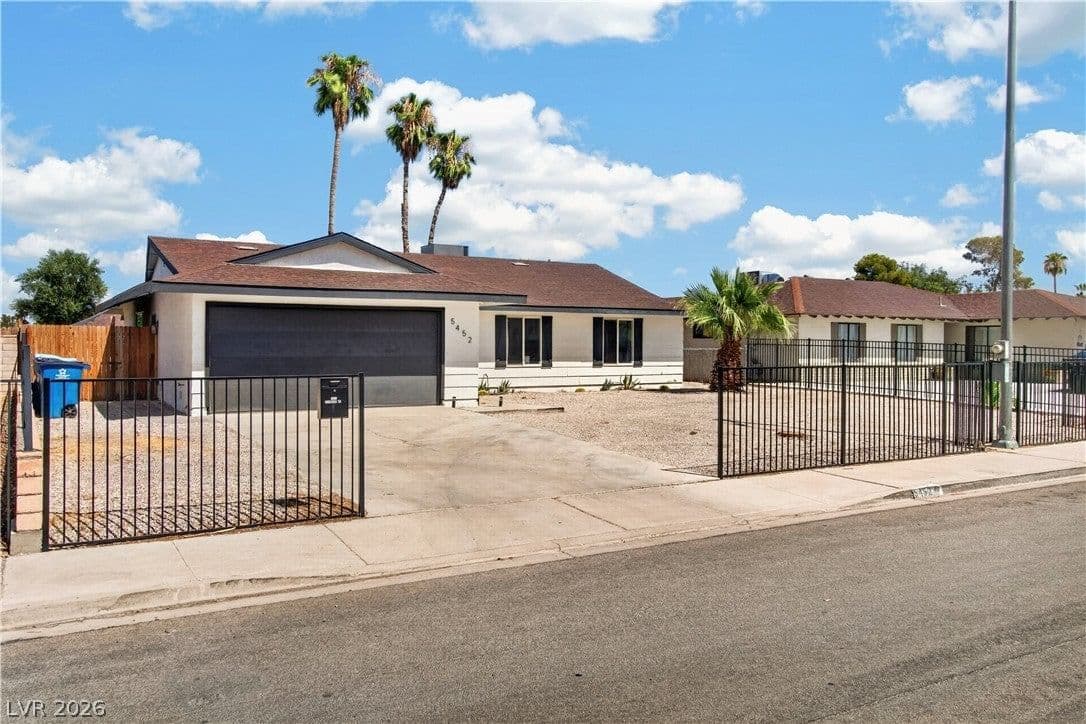 5452 Escondido Street photo 3