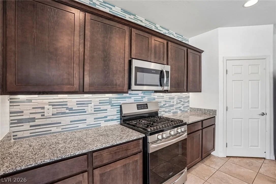 5852 Beluga Bay Street photo 5