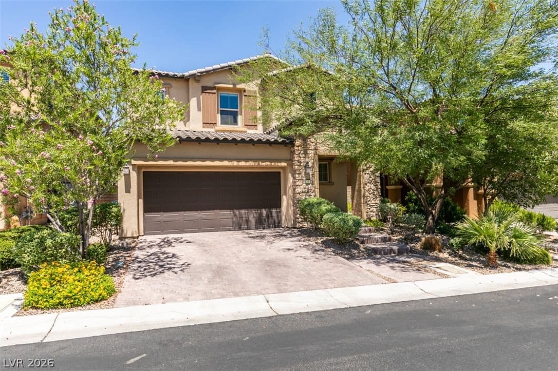 135 Berneri Drive photo 2
