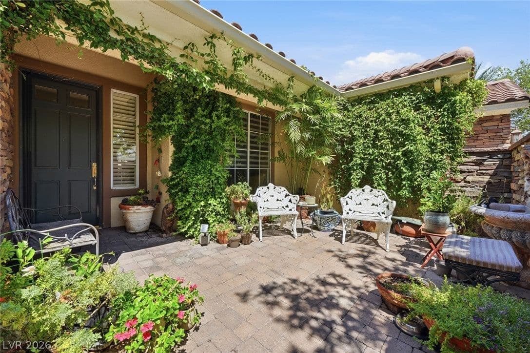 2753 Vikings Cove Lane photo 3