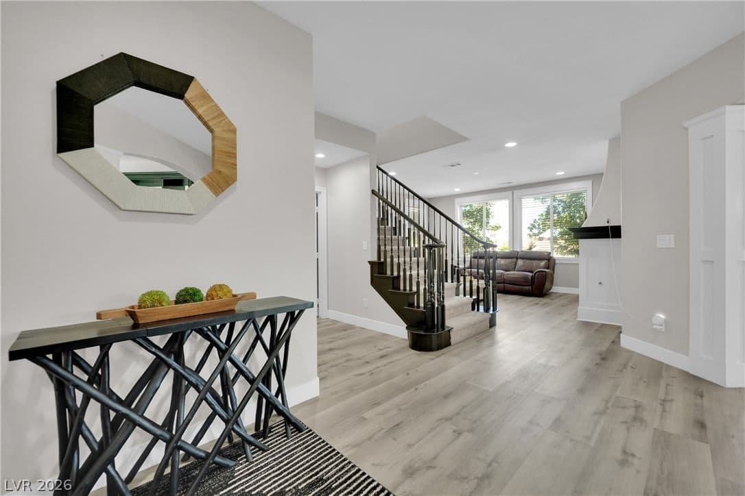7566 Mezzanine View Avenue photo 5