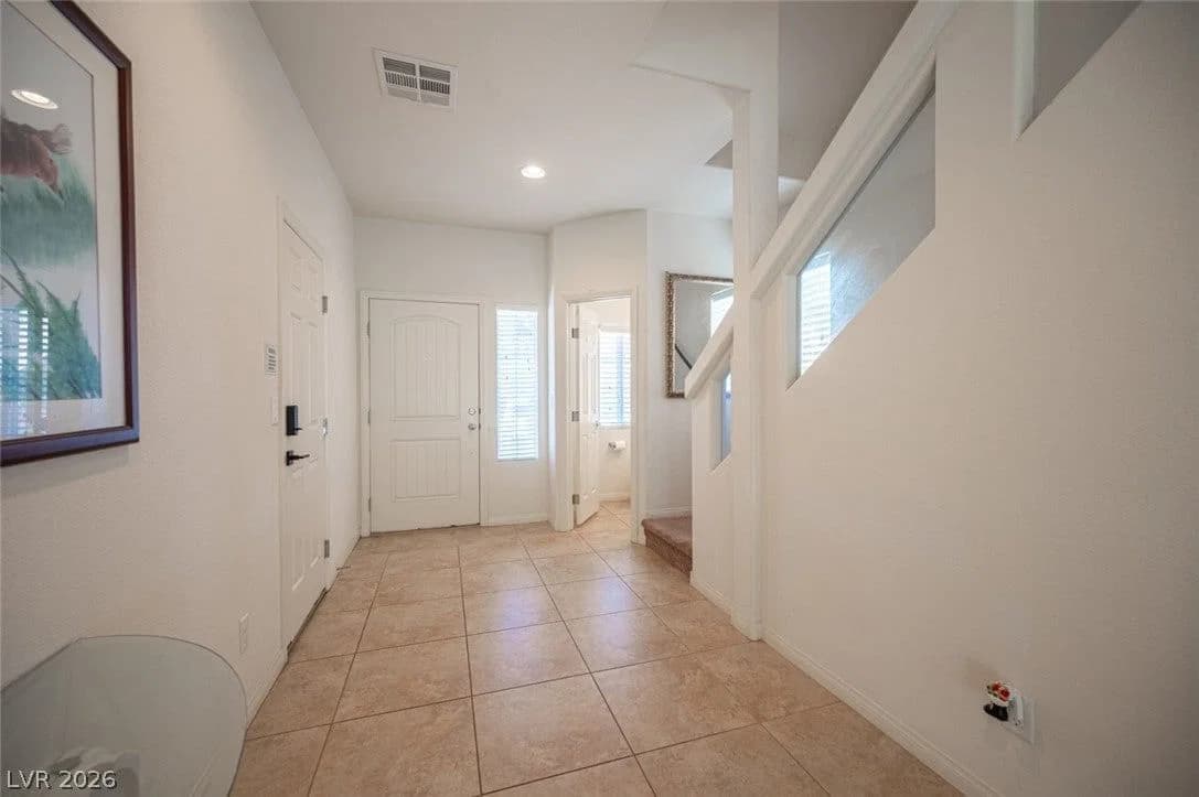 5167 Bootlegger Avenue photo 2