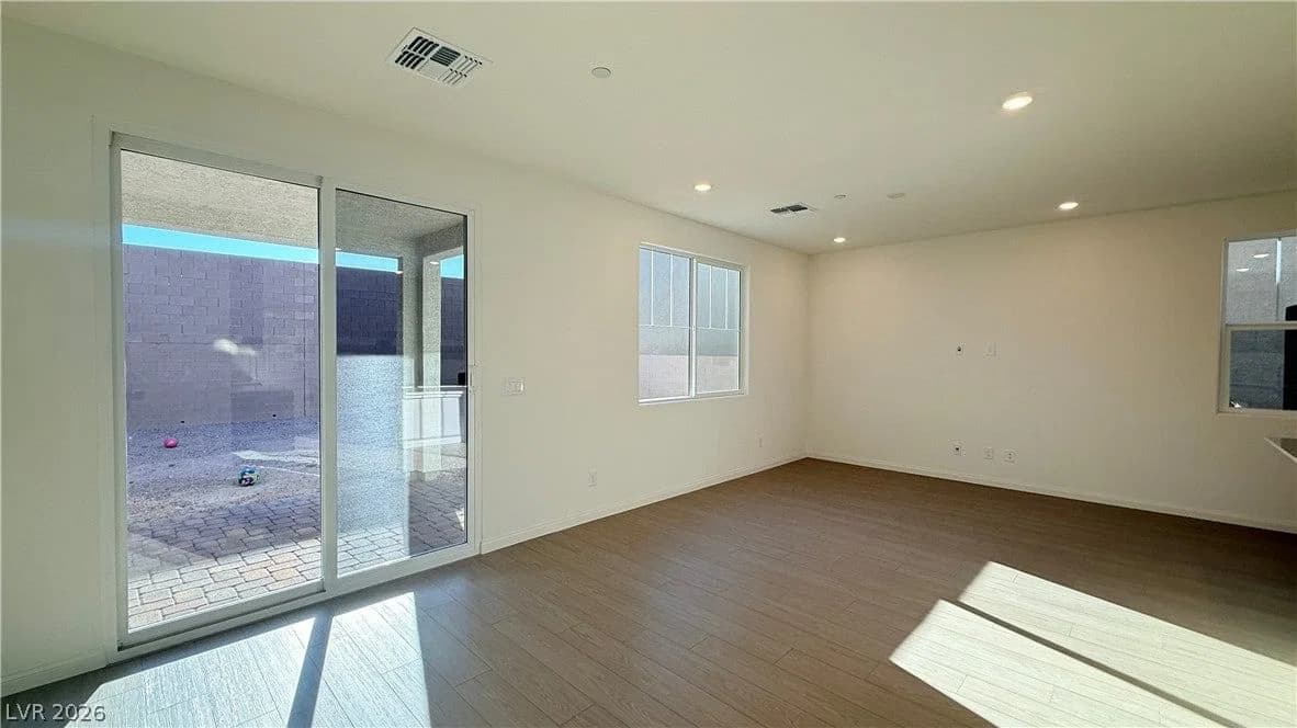 2502 Palizzi Court photo 4