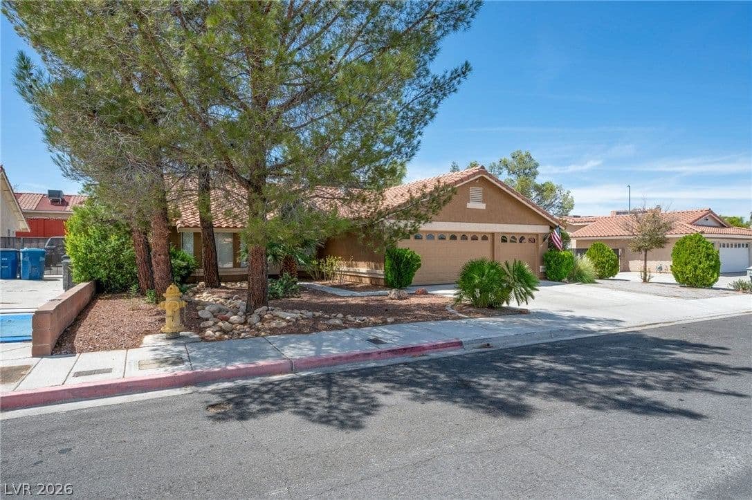 1705 Guthrie Drive photo 2
