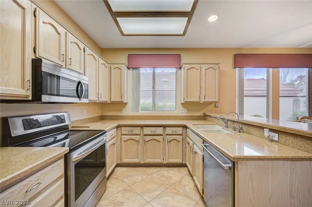 2115 High Mesa Drive photo 4