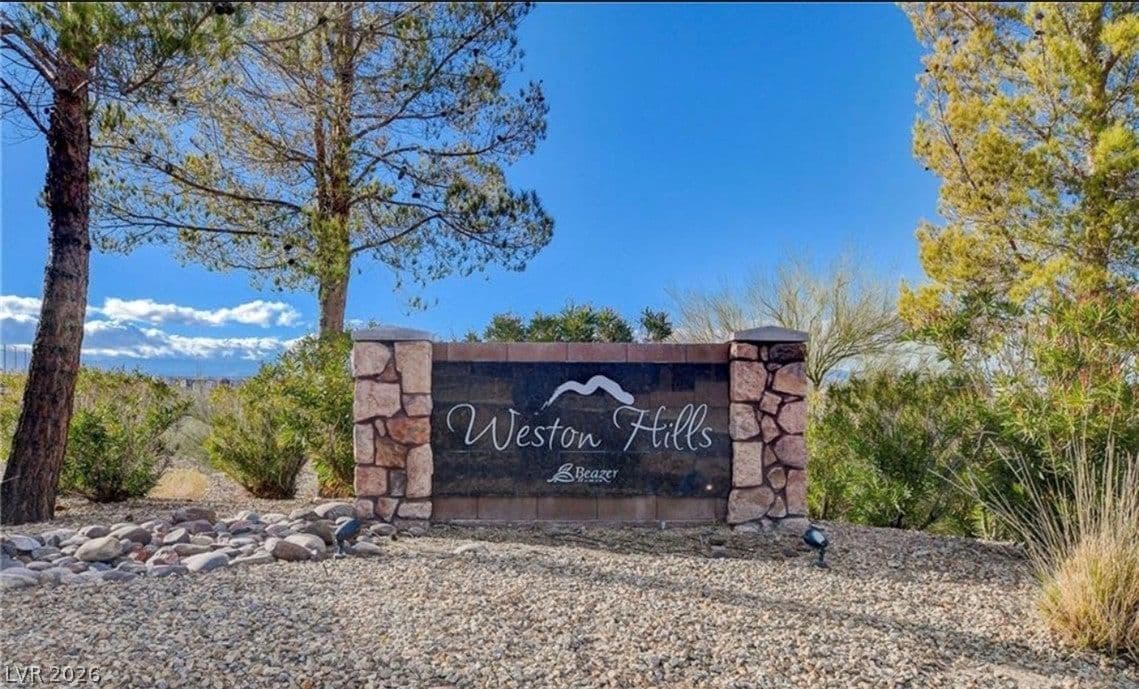 1069 Water Cove Street photo 3