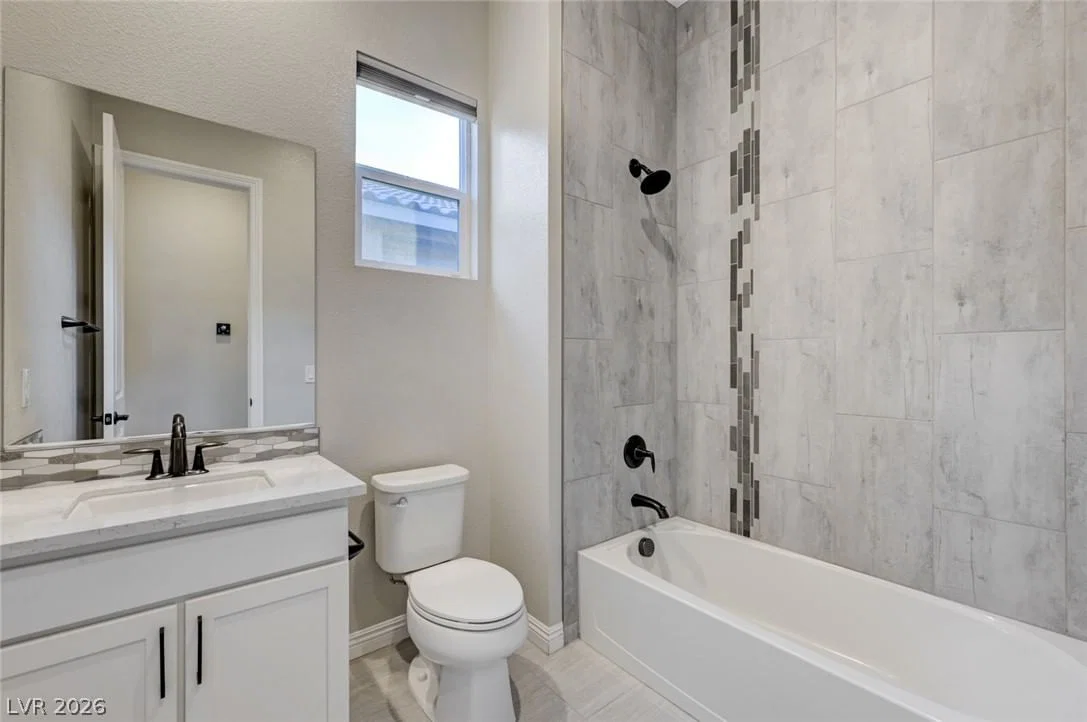 1167 Water Street photo 4