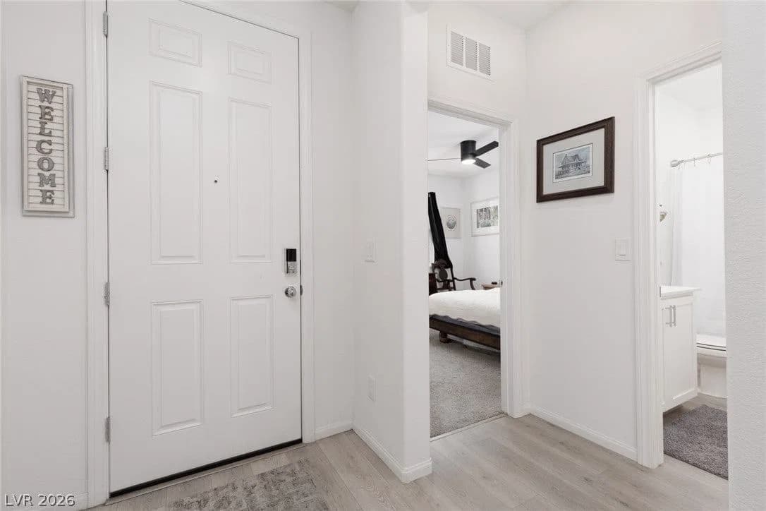 10925 Cilantro Avenue photo 2