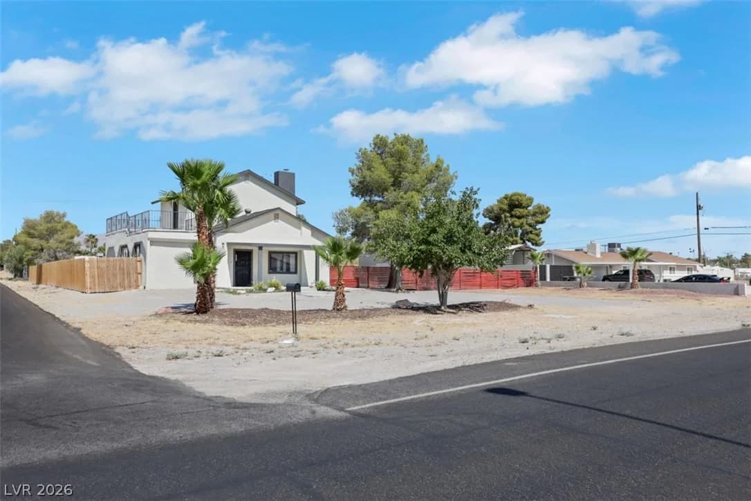 4201 Bradley Road photo 3
