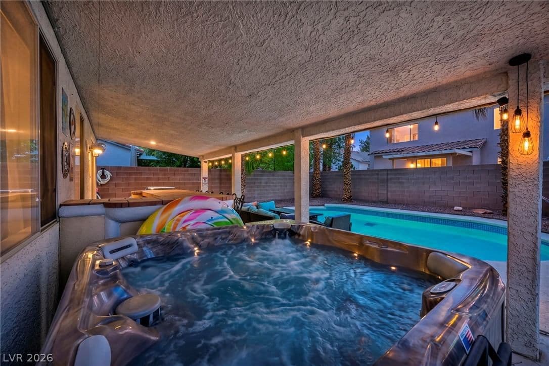 10052 Lemon Valley Avenue photo 4