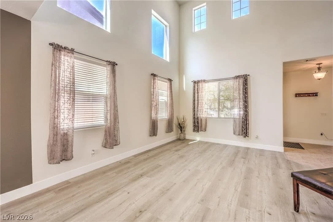 11462 Bargetto Court photo 4