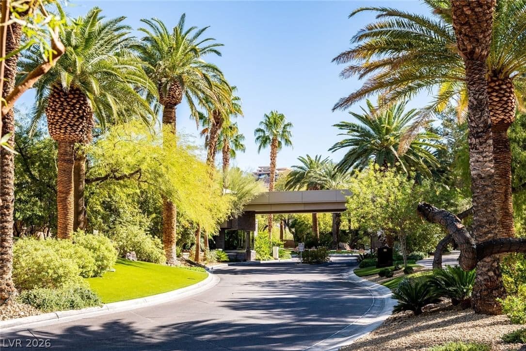 1469 Macdonald Ranch Drive photo 4